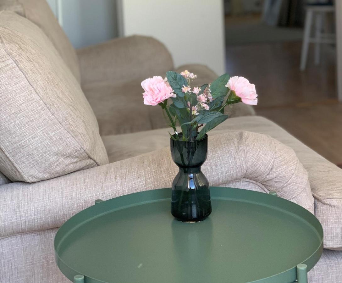 Svabesholms Kungsgards B&B Och Pensionat Stenshuvud Kivik Rom bilde